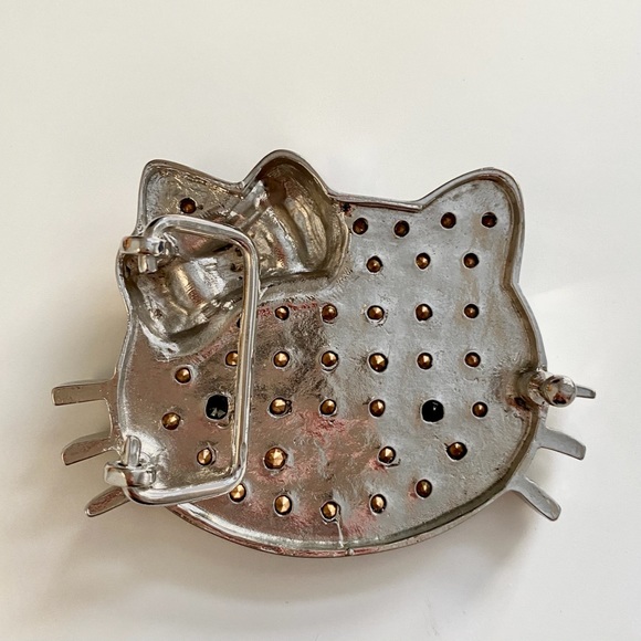 Y2K Hello Kitty Belt Buckle with Crystals - Picture 3 of 3